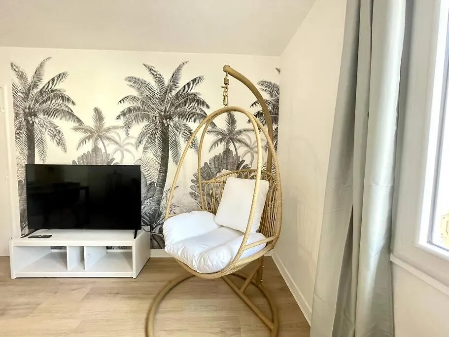 L'Instant Present - Calme & Elegant Proche Gare Apartment Roanne France